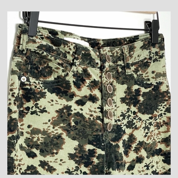 Anthropologie Pilcro High Rise Corduroy Skinny Button Fly Camo Floral Print 27P - Picture 9 of 12